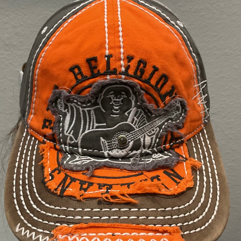 TRUE RELIGION TRUCKER HAT